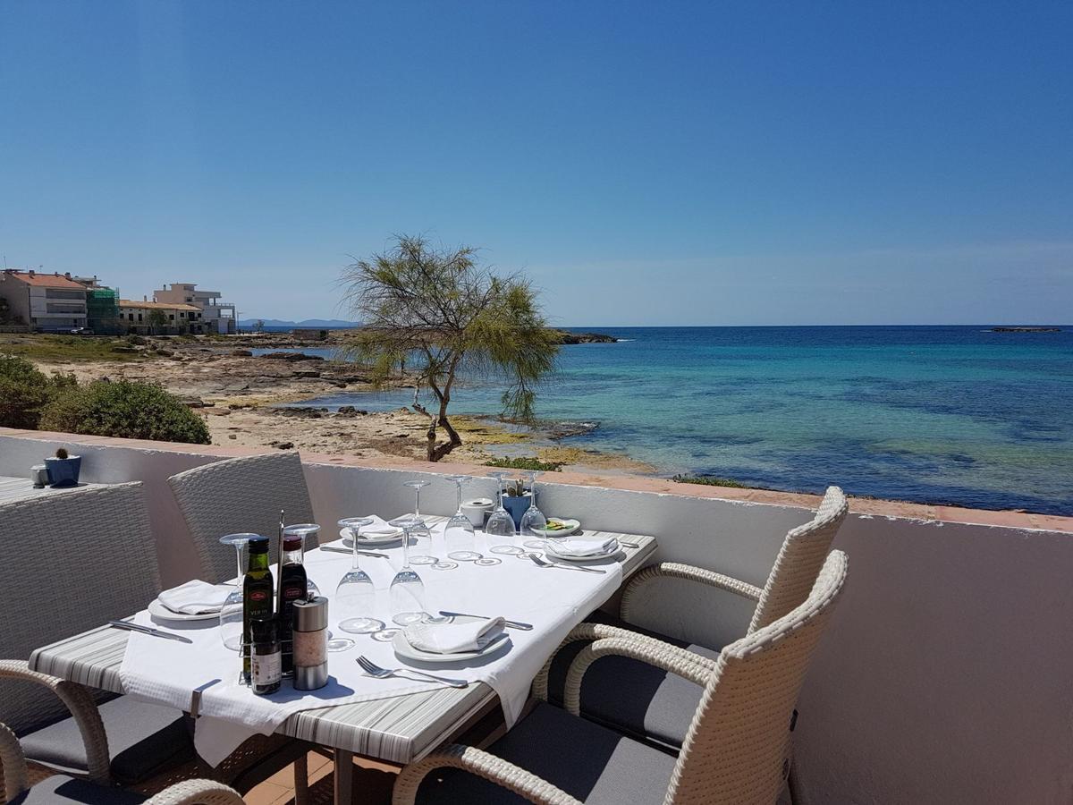 Hostal Restaurante Playa Colonia de Sant Jordi Exterior photo